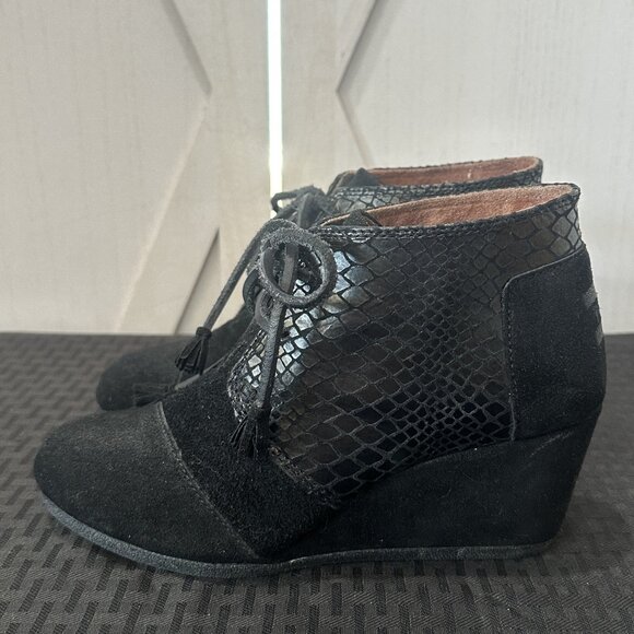 TOMS Kala Wedge Bootie – Black Multi Faux Snake (Style #300614) - Picture 2 of 10